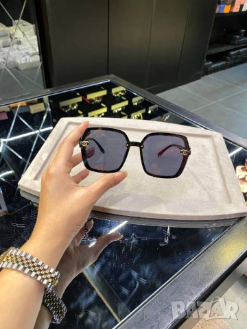 очила с черен обикновен калъф и ув защита chanel