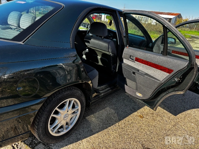 Опел омега, снимка 5 - Автомобили и джипове - 53229494