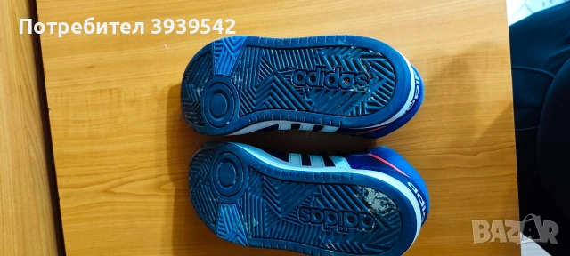 Оригинални маратонки Адидас , снимка 5 - Детски маратонки - 52644085