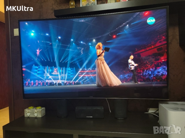 Samsung UE55HU8200L 55" Curved 4K Smart TV + 3D очила