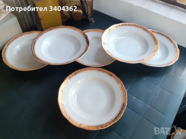 Български порцелан Китка Нови Пазар големи чинии 6 бр позлат, снимка 2 - Антикварни и старинни предмети - 51054881