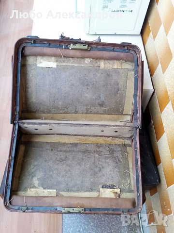 Стар куфар с инициали принадлежал на известният канадски актьор и художник James Edward Harvey.(1873, снимка 8 - Антикварни и старинни предмети - 35656394