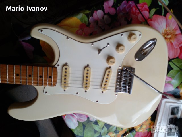 Японска китара  Hondo Stratocaster 1981, снимка 4 - Китари - 42931696