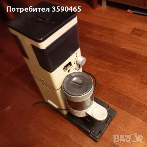 Професионална кафемелачка, снимка 3 - Кафе машини - 53524855