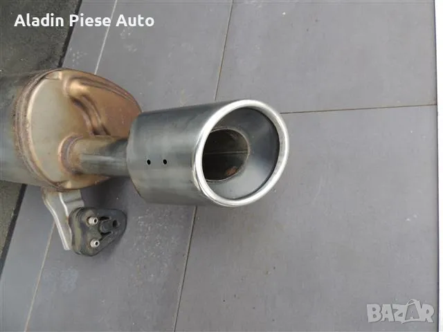 Kia Stonic задно гърне 2018 2019 2020 2021 2022 2023г , снимка 3 - Аксесоари и консумативи - 49554622