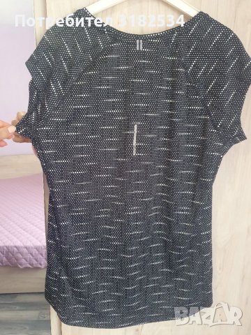 Тениска Nike , снимка 2 - Тениски - 37502989