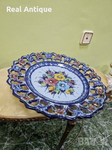 Прекрасна антикварна колекционерска португалска порцеланова чиния , снимка 3 - Чинии - 44027229