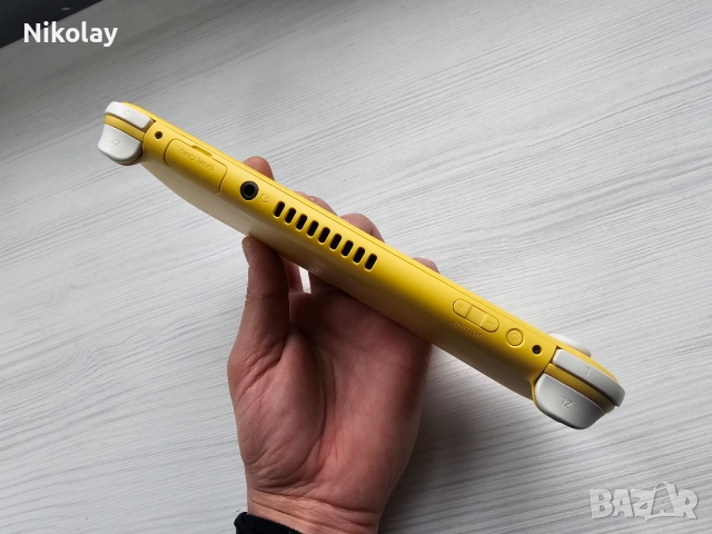 Nintendo Switch lite за части/ремонт, снимка 3 - Nintendo конзоли - 53419324