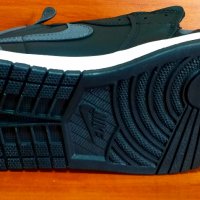 Обувки Nike Air Jordan, снимка 2 - Кецове - 43396310