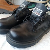 работни обувки UVEX original CLASSIC,42- 43 ANTISTATIC,ACID,OIL RESISTAND,100% естествена кожа, снимка 10 - Други - 43750763