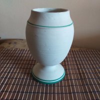 Рисувана керамична ваза, снимка 3 - Вази - 29037840