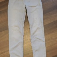 еластични дънки с размер 8 - 9 год., снимка 1 - Детски панталони и дънки - 43253676
