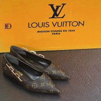 🌸Louis Vuitton стилни дамски обувки на ток🌸, снимка 2 - Дамски обувки на ток - 43807132