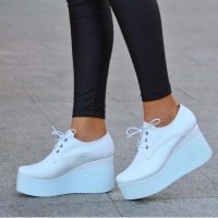 Обувки на платформа - бяла кожа - 120K, снимка 1 - Дамски ежедневни обувки - 37509545