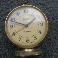 Часовник будилник Слава-8, снимка 2 - Антикварни и старинни предмети - 28665206