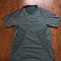 ODLO Men’s Thermal Seamless Short-Sleeved T-Shirt - мъжка термо тениска КАТО НОВА, снимка 2 - Тениски - 43399349