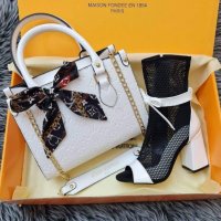 Дамски летни боти и чанта Louis Vuitton код 186, снимка 1 - Дамски боти - 33559458