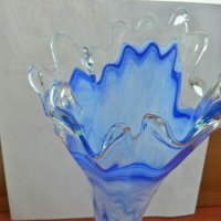 Стъклена ваза , снимка 10 - Антикварни и старинни предмети - 26751974