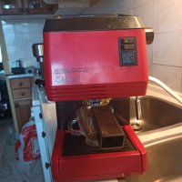 Кафе машина Гаджия с месингова ръкохватка с крема диск, работи отлично и прави хубаво кафе с каймак , снимка 2 - Кафемашини - 36867837