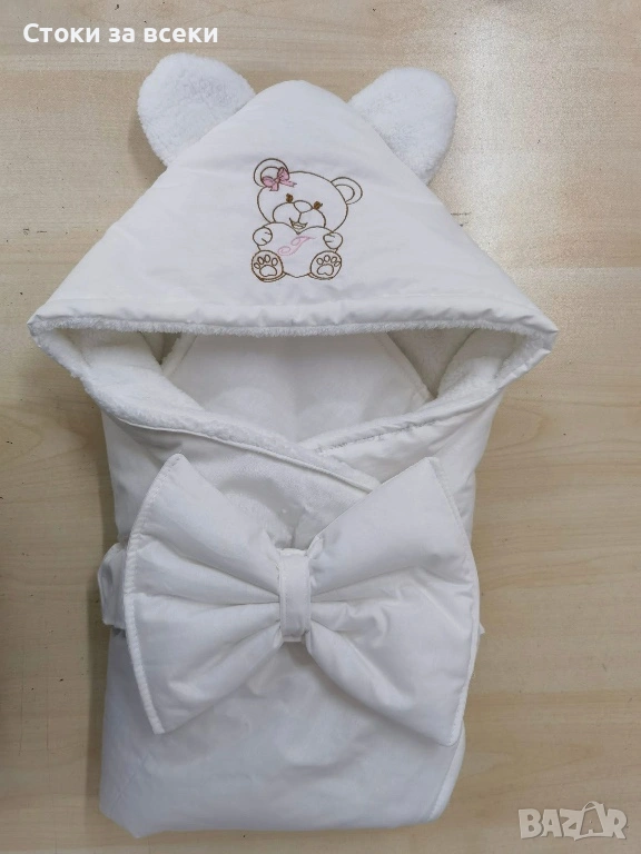 Порт бебе с бродерия , снимка 1