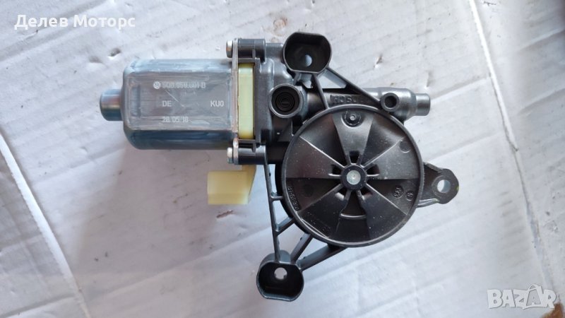 Моторче, предна лява врата, 5Q0959901B, Skoda SuperB, Шкода СупърБ 2018, снимка 1