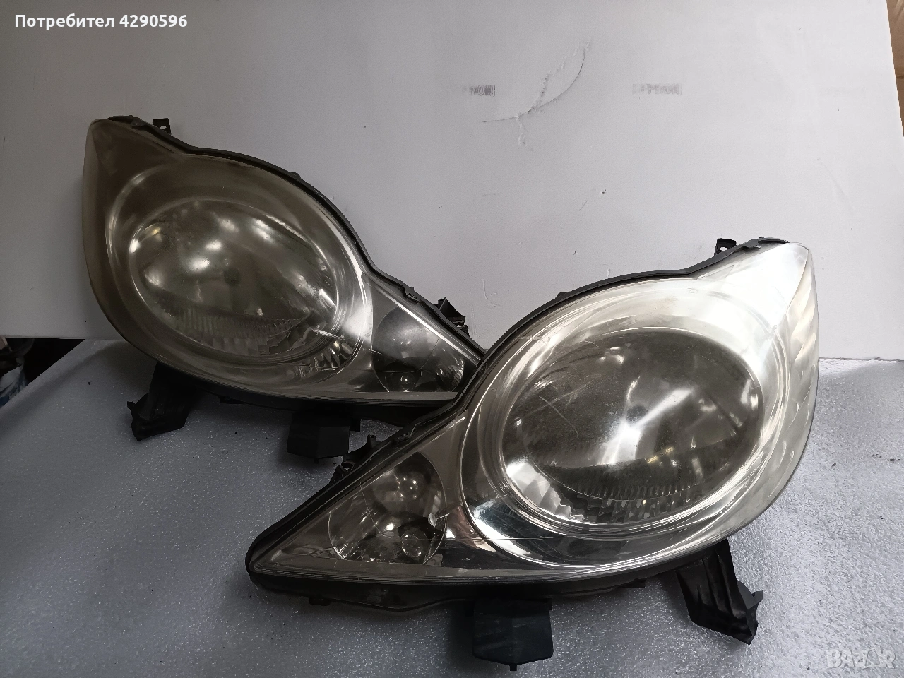 Фар ляв десен за Peugeot 107 / Пежо 107, снимка 1