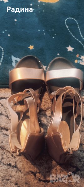 Чисто нови сандали цвят Роуз голд отговарят на 38, снимка 1