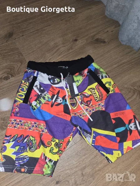 Къси панталони, снимка 1