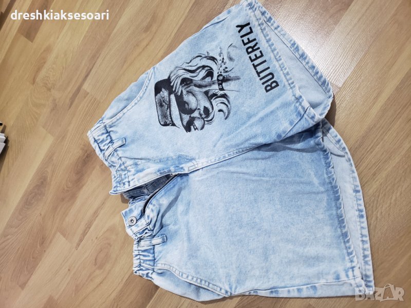 Дънки с висока тали и апликация , снимка 1