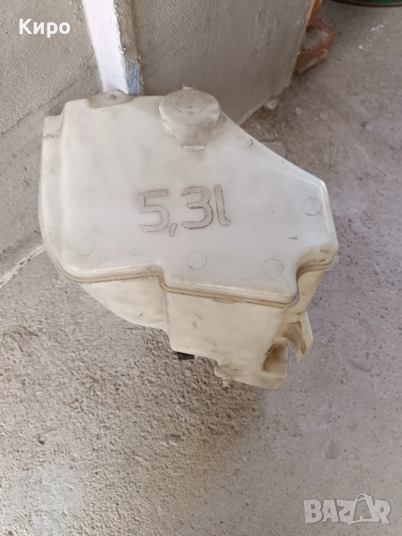 Казанче за течност за чистачки - БМВ Е46, снимка 1