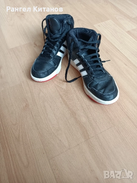 Маратонки Adidas Hoops Mid 2.0, номер 38., снимка 1