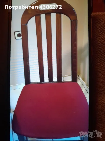 Продавам 4 стола с дамаска цвят бордо, снимка 1