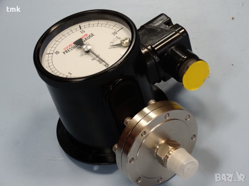ел. контактен манометър, снимка 1