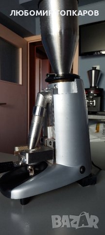 Кафемелачка  Compak
K-3 ELITE PLATINO
, снимка 3 - Кафемашини - 43558459