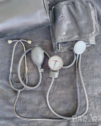 Апарат за измерване на кръвно налягане UniMark. , снимка 3 - Уреди за диагностика - 51043850