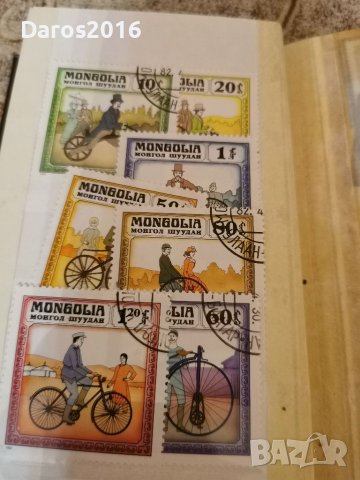 Класьори с пощенски марки около 1000 броя , снимка 14 - Филателия - 39664159