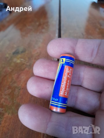 Стара батерия Varta, снимка 3 - Колекции - 43853740