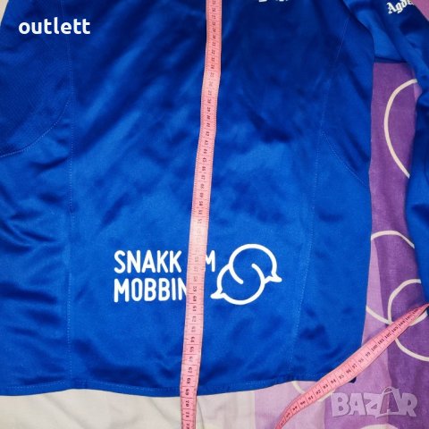 Нова  с етикети Umbro футболна фланелка 164см. Дълъг ръкав има и др. в обявите. За повече бр. Правя , снимка 3 - Футбол - 43343568