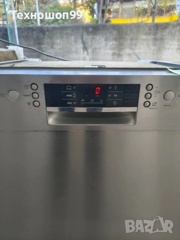 Съдомиялна машина Bosch 60 см за частично вграждане, снимка 3 - Съдомиялни - 52752217