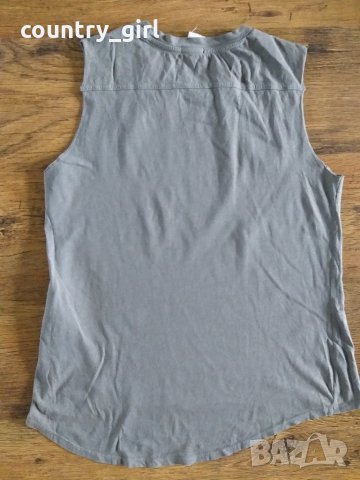 Levi's Women's Batwing Sleeveless Tank Top - страхотен дамски потник, снимка 4 - Потници - 26301741