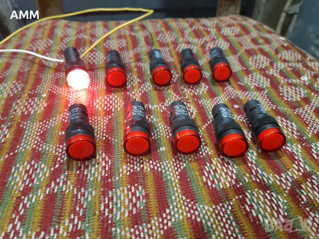 Индикаторна лампа LED, снимка 1