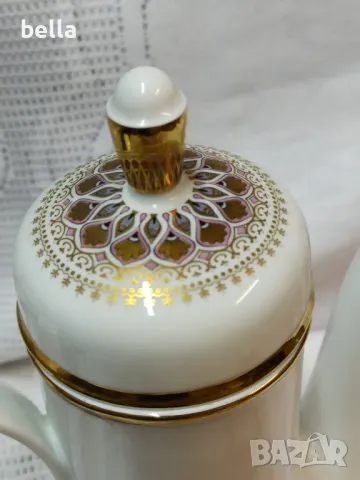 Порцеланов стилен чайник и захарница висококачествен порцелан- Bavaria Vohenstrauss Johann Seltnann, снимка 5 - Други ценни предмети - 47989553