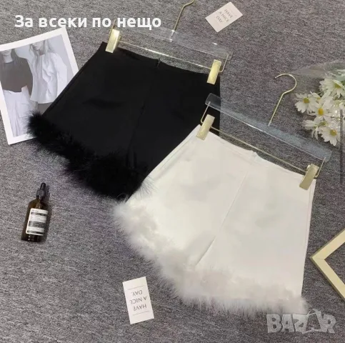 Дамски къси панталони с пух - 2 налични цвята Код D1567, снимка 3 - Поли - 48398575