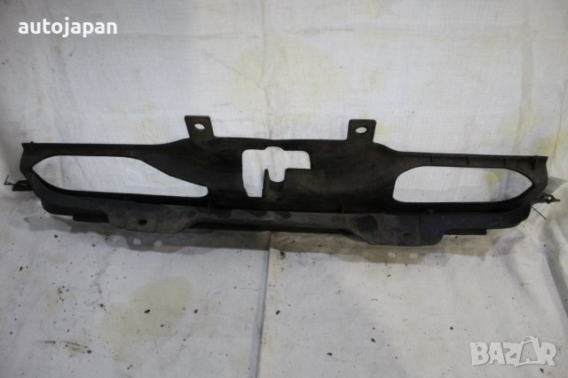 Предна решетка Хонда хр-в 1.6 16в 4х4 99г Honda hr-v 1.6 16v 4x4 1999, снимка 3 - Части - 43312704