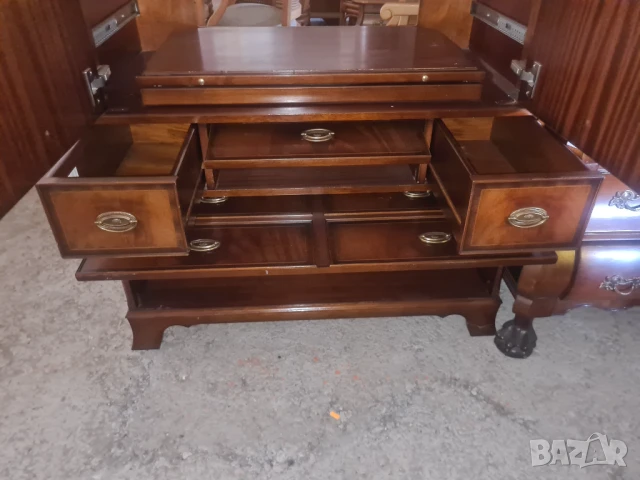 Тв шкаф трансопрматор внос от Европа, снимка 3 - Шкафове - 50821555