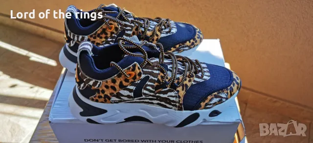 Маркови оригинални дамски маратонки MANU - 40 номер, снимка 2 - Маратонки - 49880596