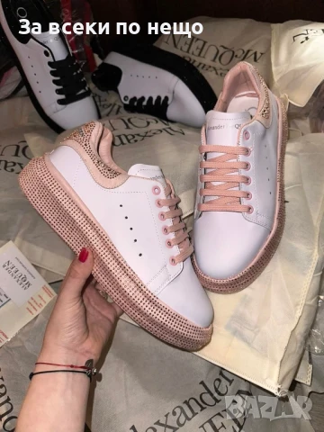 Alexander McQueen Дамски Маратонки С Кутия👟Дамски Спортни Обувки Александър Макуин Код A633, снимка 3 - Маратонки - 50588467