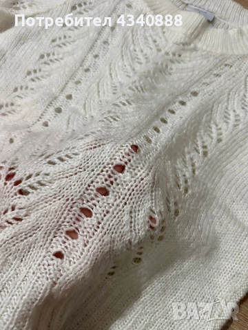 Бял пуловер , снимка 4 - Блузи с дълъг ръкав и пуловери - 51933445