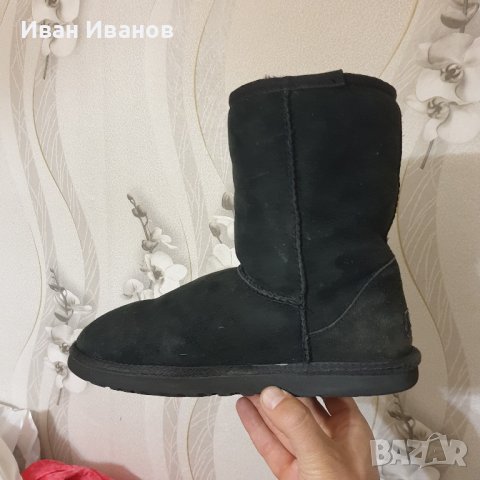 оригинални боти/ботуши UGG AUSTRALIA CLASSIC Short S/N 5825 номер 40, снимка 4 - Дамски ботуши - 43148479