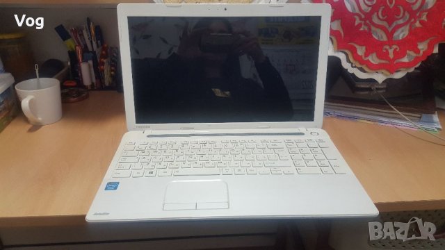Лаптоп Тошиба, снимка 4 - Лаптопи за дома - 38390642